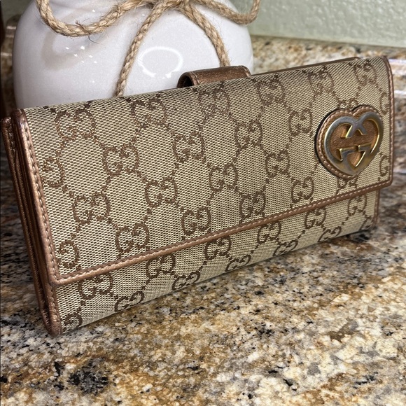 Gucci EUC  Monogram Lovely Heart Continental Canvas Wallet - Picture 3 of 12